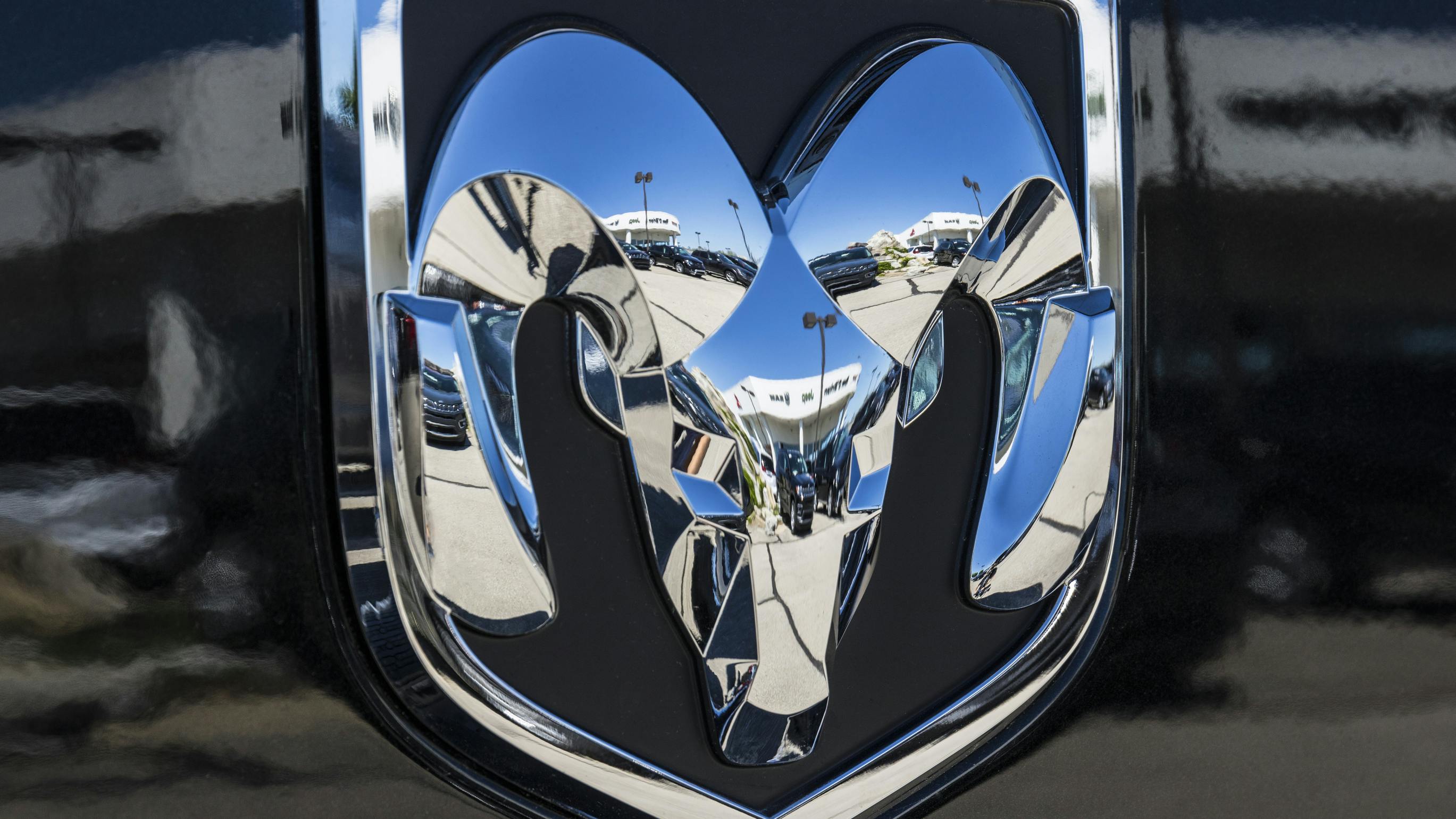 Stellantis gains commercial market share