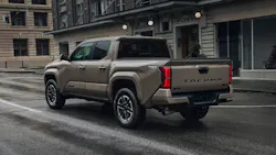 Toyota Tacoma models’ front and rear shock absorber reservoirs may detach