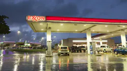 Diesel prices drop, but trucking fleets face continued fuel market volatility