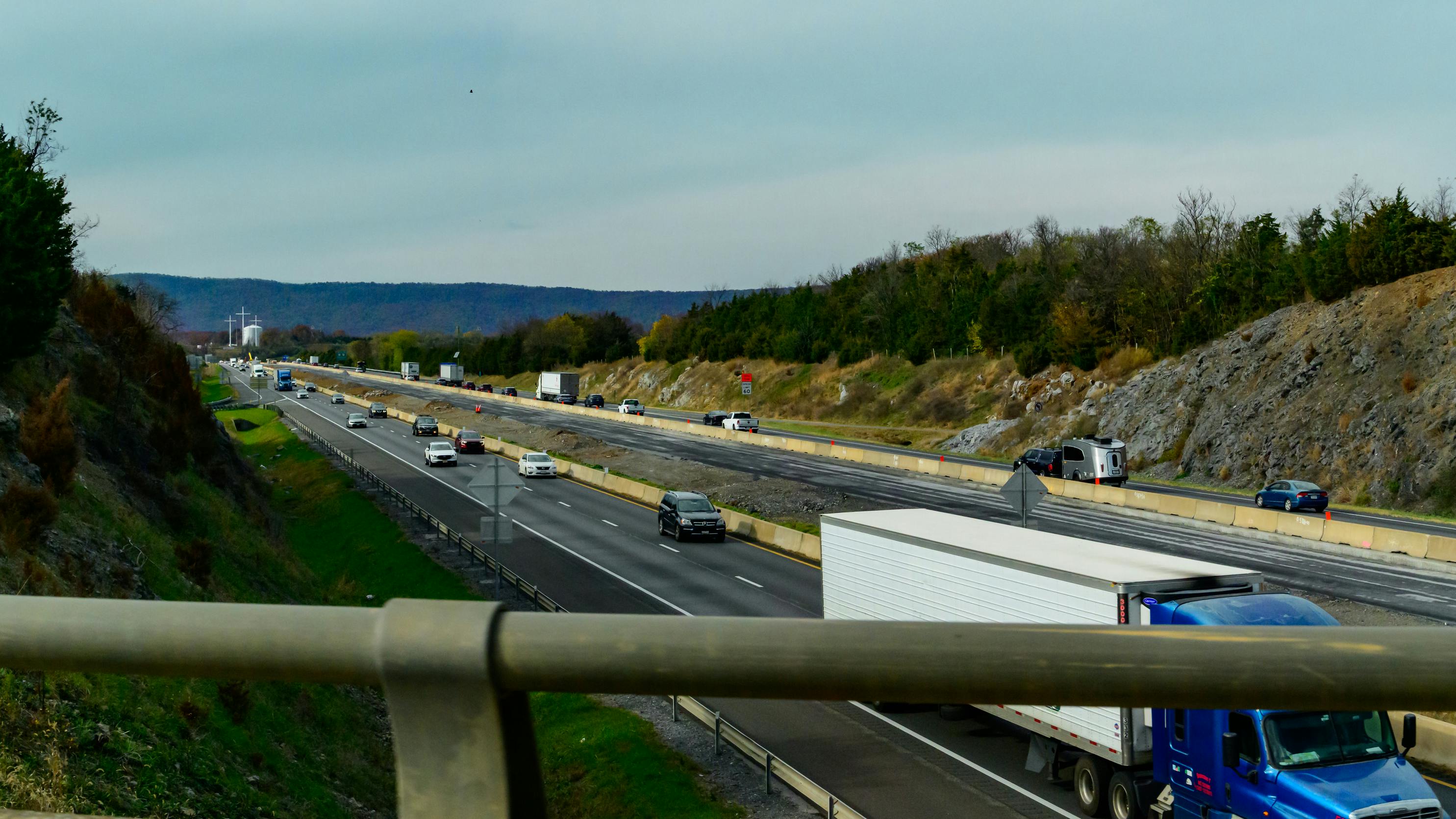 Emotional intelligence strategies for stronger trucking teams and leadership