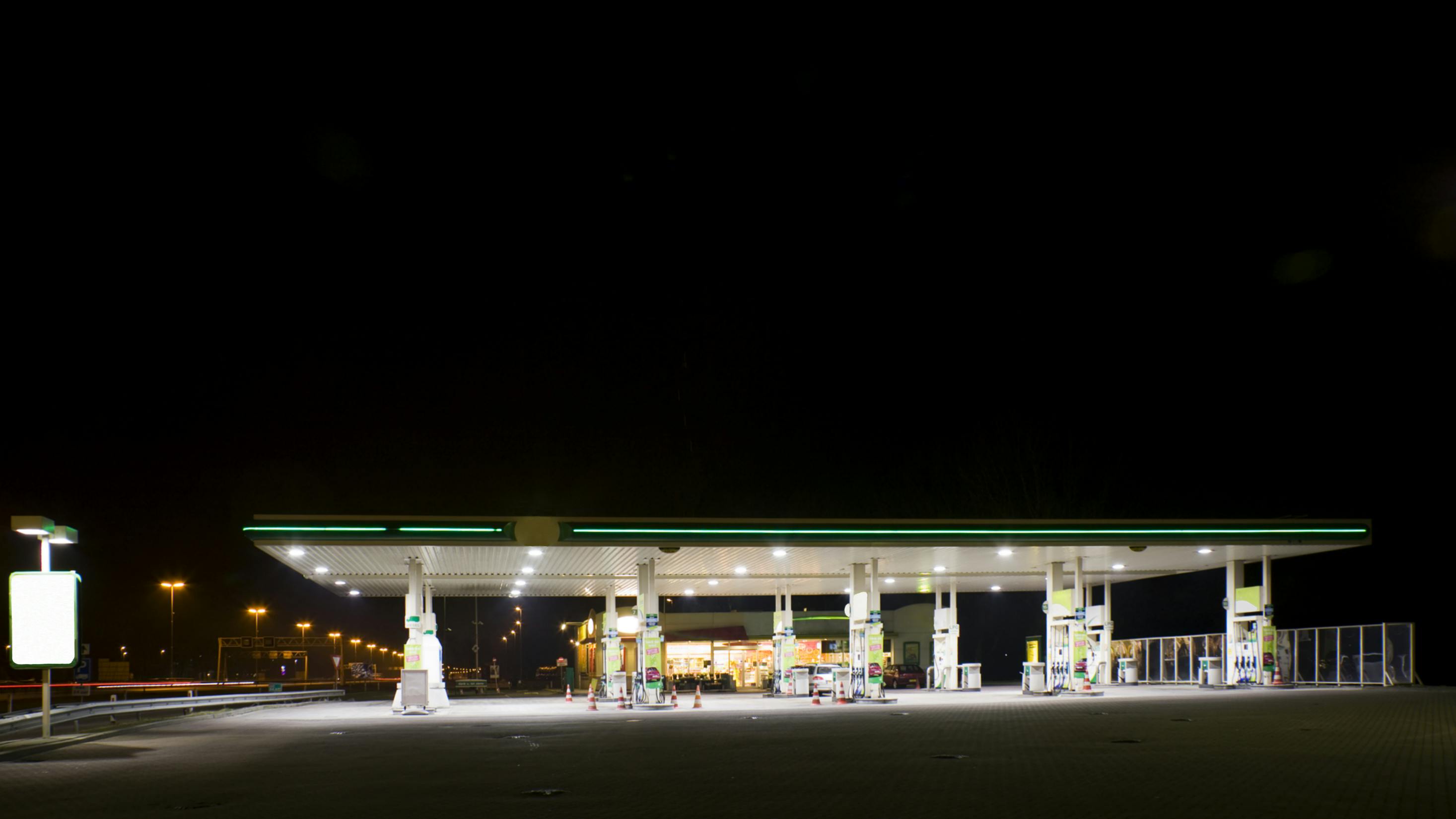 U.S. diesel prices hit $6.53 as Strait of Hormuz disruption drives trucking costs