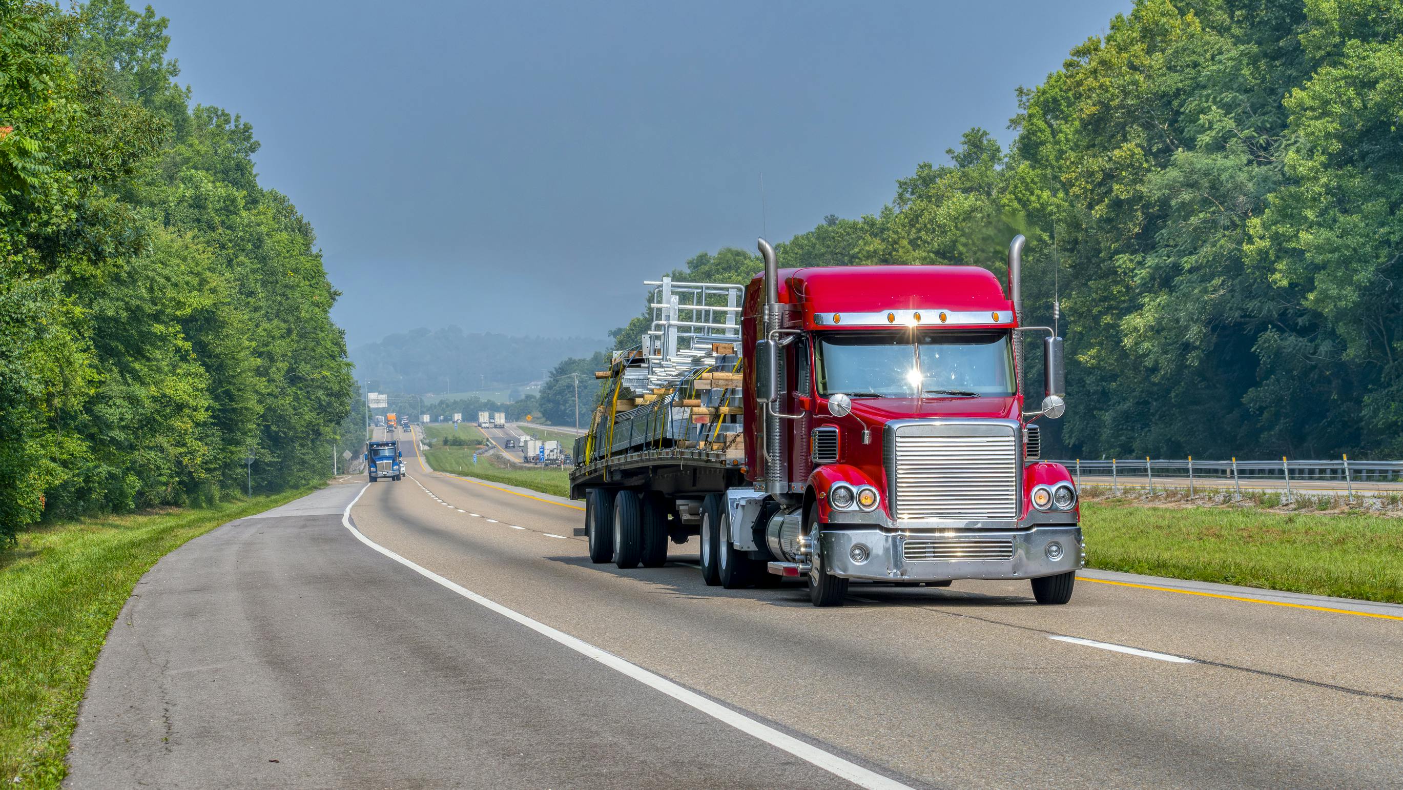 Flatbed spot rates jump as dry van and reefer rates decline