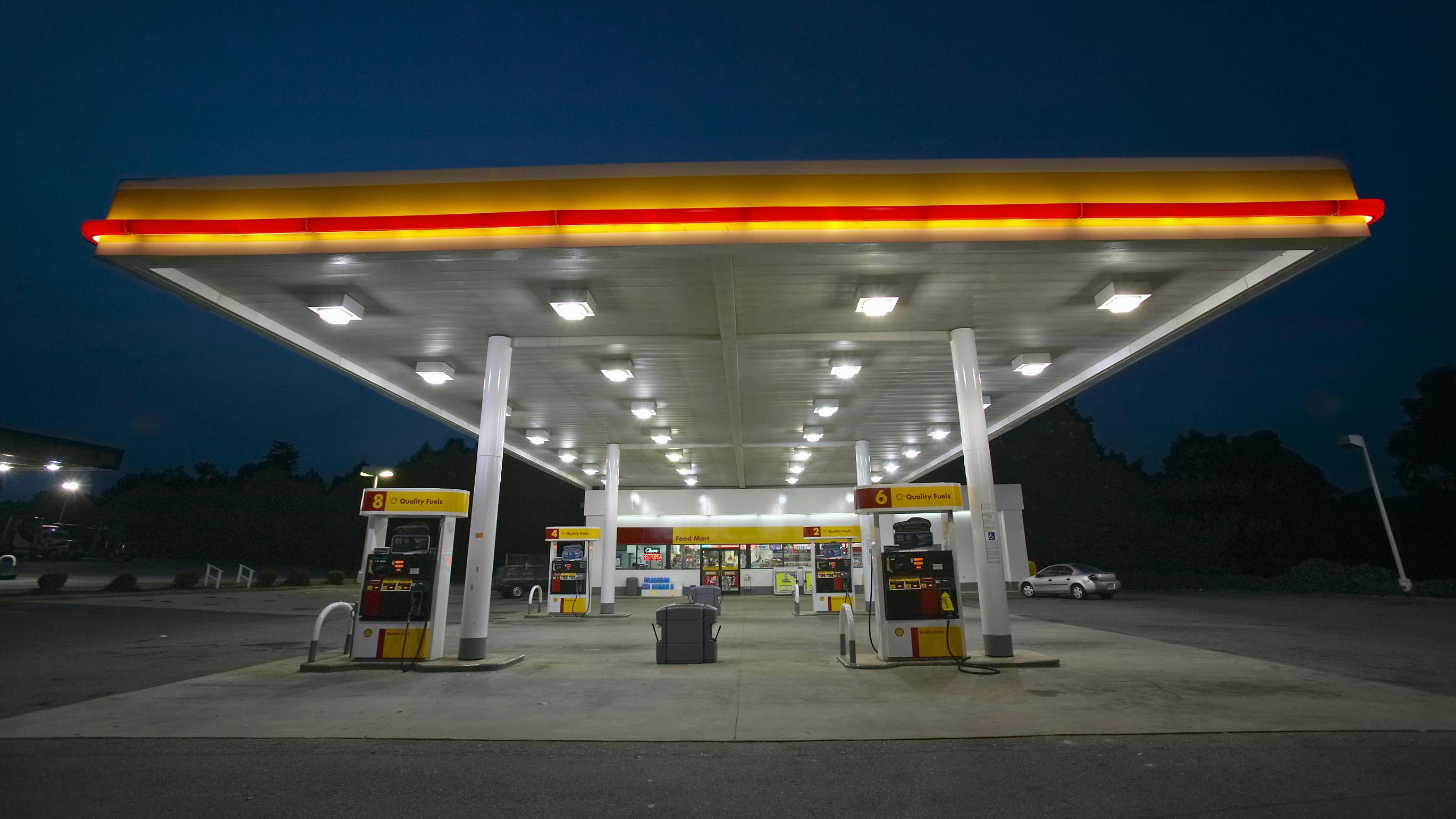Diesel fuel prices fall nationally as Iran tensions keep trucking costs volatile