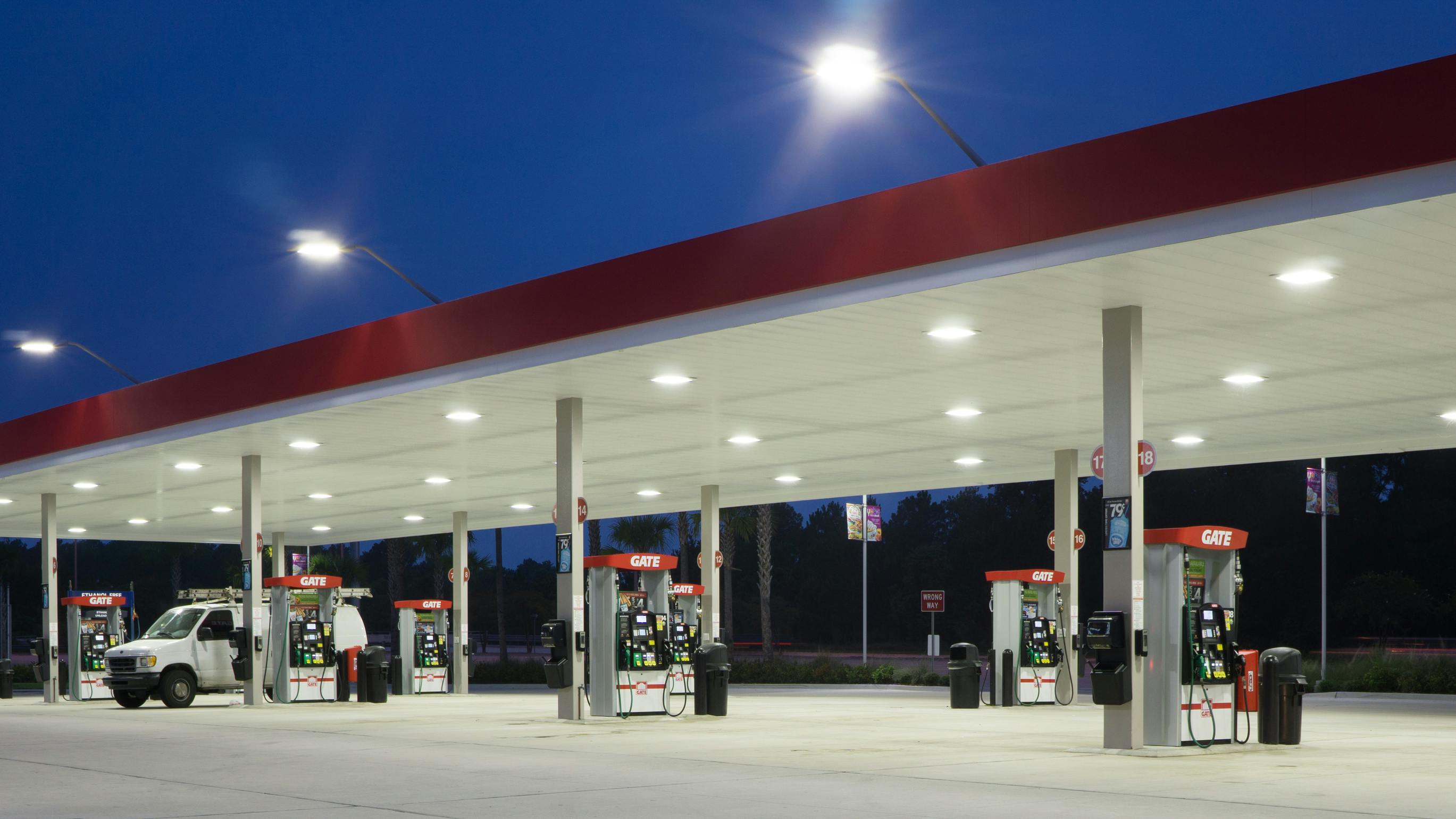Truck fuel costs ease as dyed diesel order draws scrutiny from industry experts