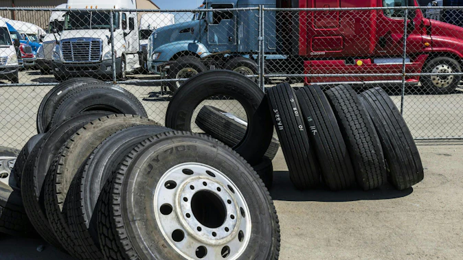 Quiz: Commercial truck tire retreading and fleet maintenance cost savings